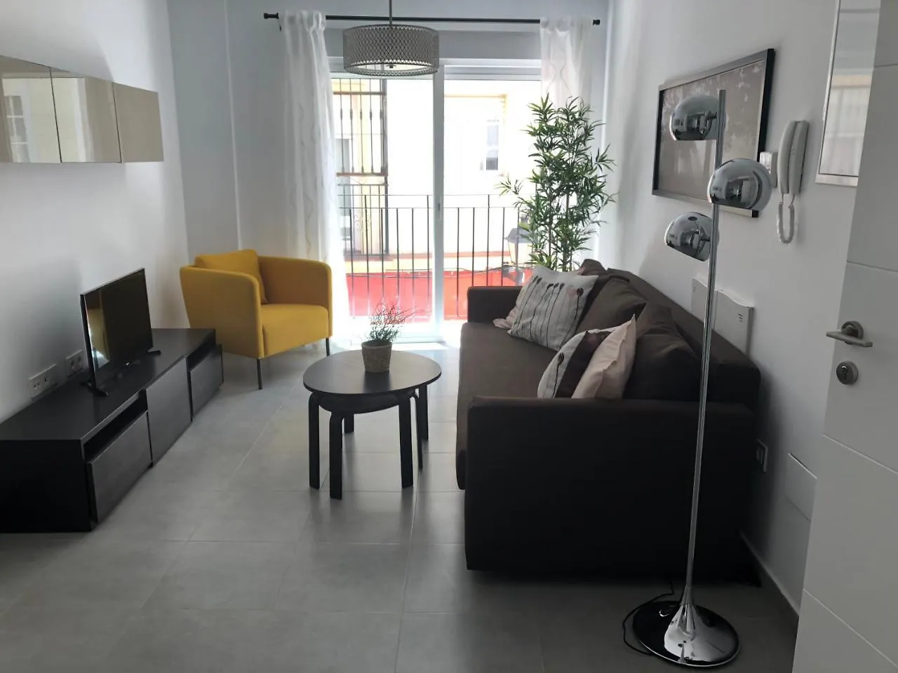 Malaga Apartamentos - Jinetes, 10 0*,