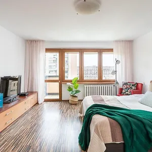 https://rent-like-home-apartament-prna.warsawhotelspoland.com